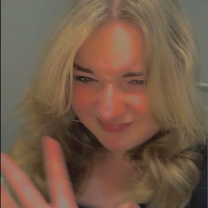 Meet your Posher, Alayna